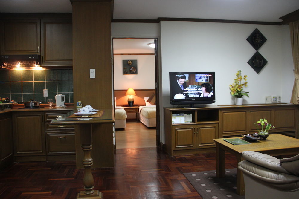 黄丝带山精品套房公寓 曼谷 外观 照片